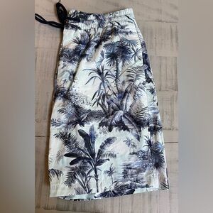 PT Torino printed Bermuda shorts size 32 blue 10" inseam cotton beach surf palm.